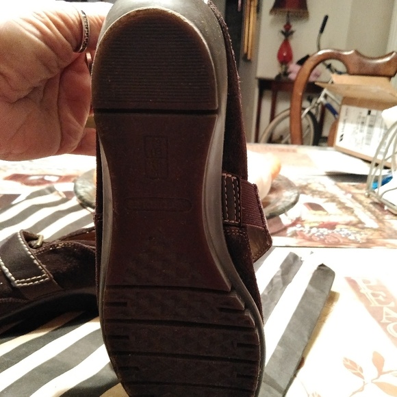 Shoe's - Picture 5 of 6